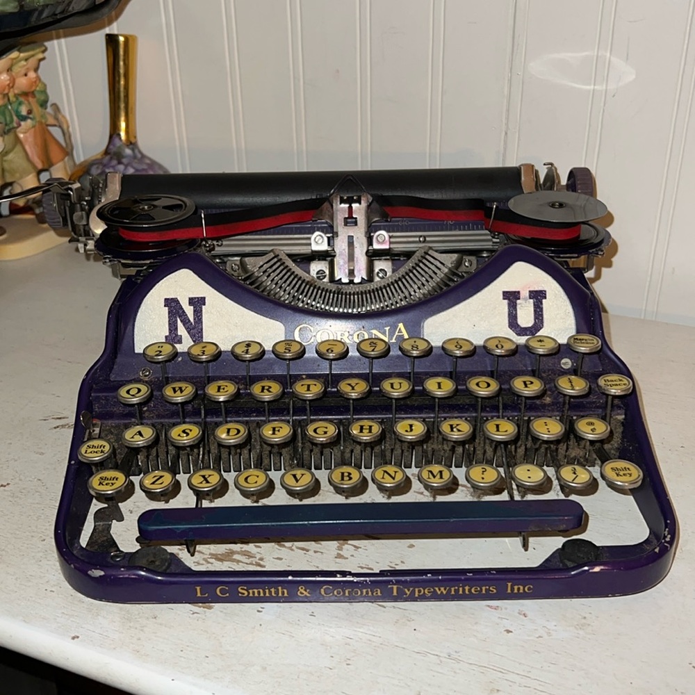 Antique Smith & Corona NU four typewriter